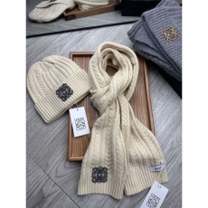 Loewe Caps Scarfs